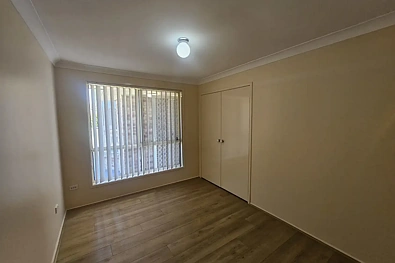 28 Lydon Crescent, West Nowra, NSW 2541, 3 રૂમ, 2 બાથરૂમ, House