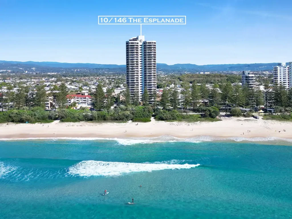 Burleigh Heads 2 Bedroom Idyllic Half Floor Apartment With Ocean Views!