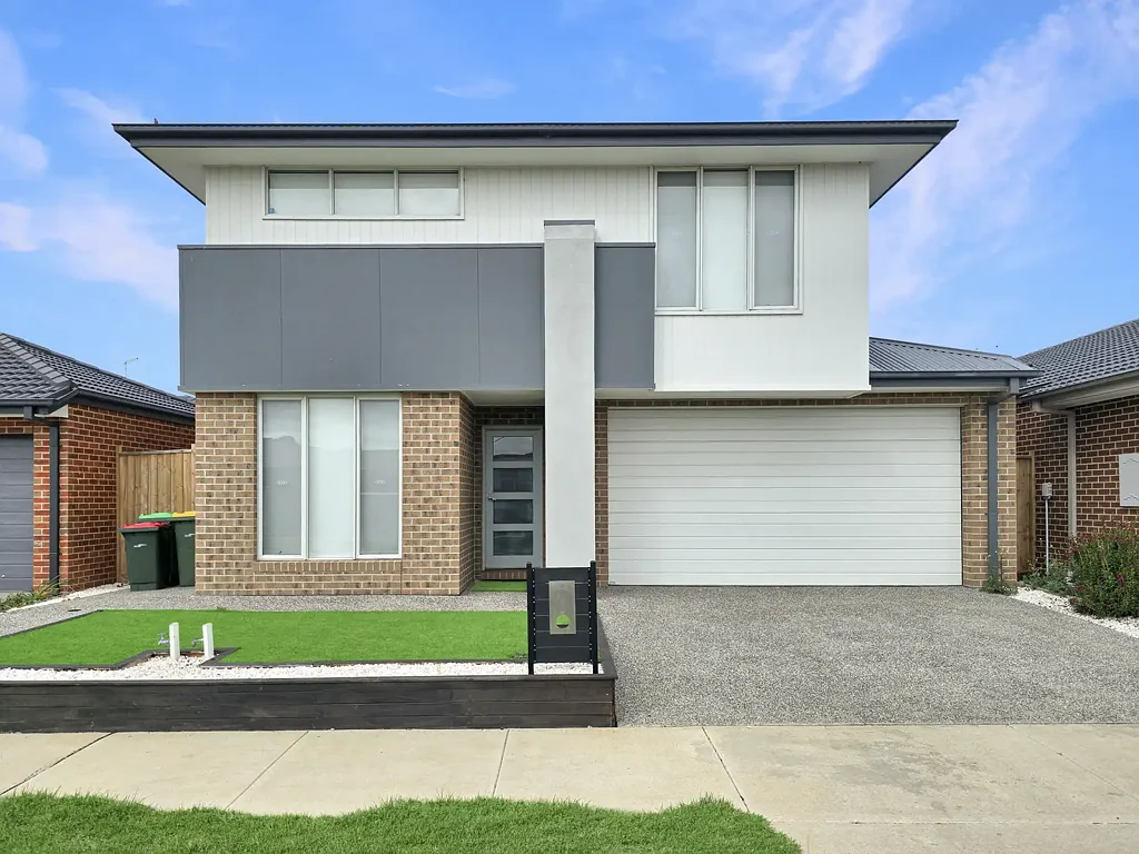 Expansive Family Home!