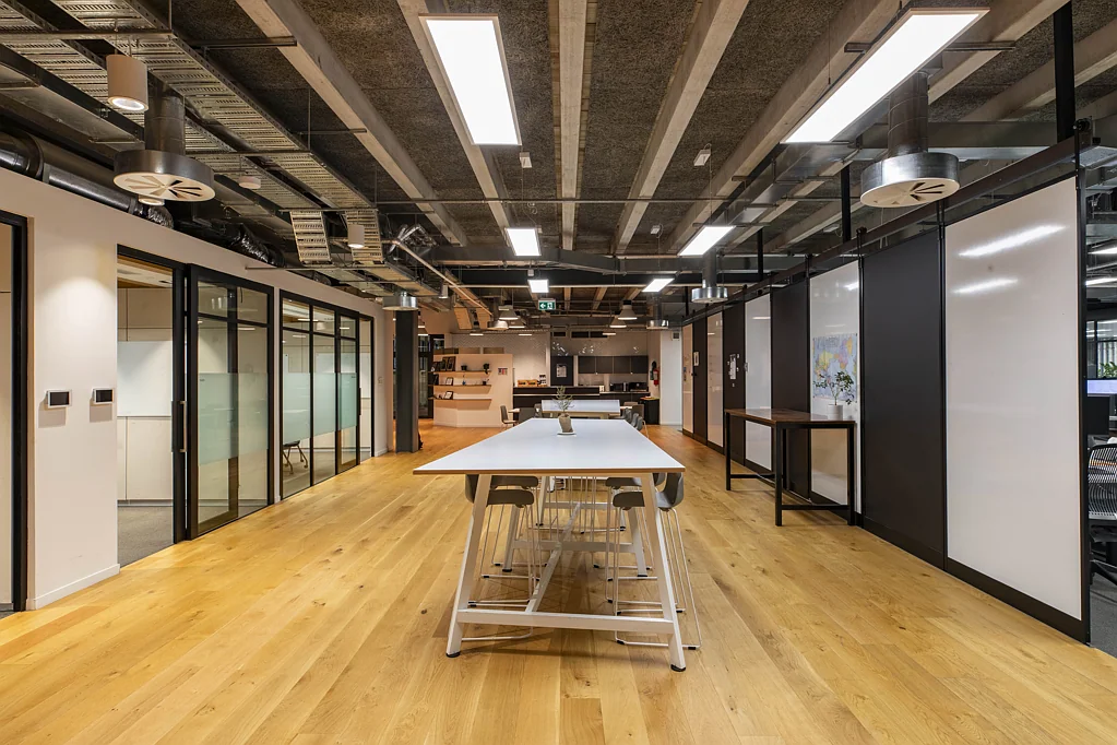 Auckland Central Exceptional character office in Wynyard Quarter