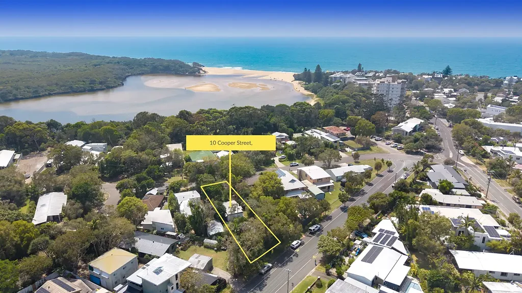 Currimundi 3Kwarto Once in a Lifetime Dicky Beach Redevelopment Opportunity
