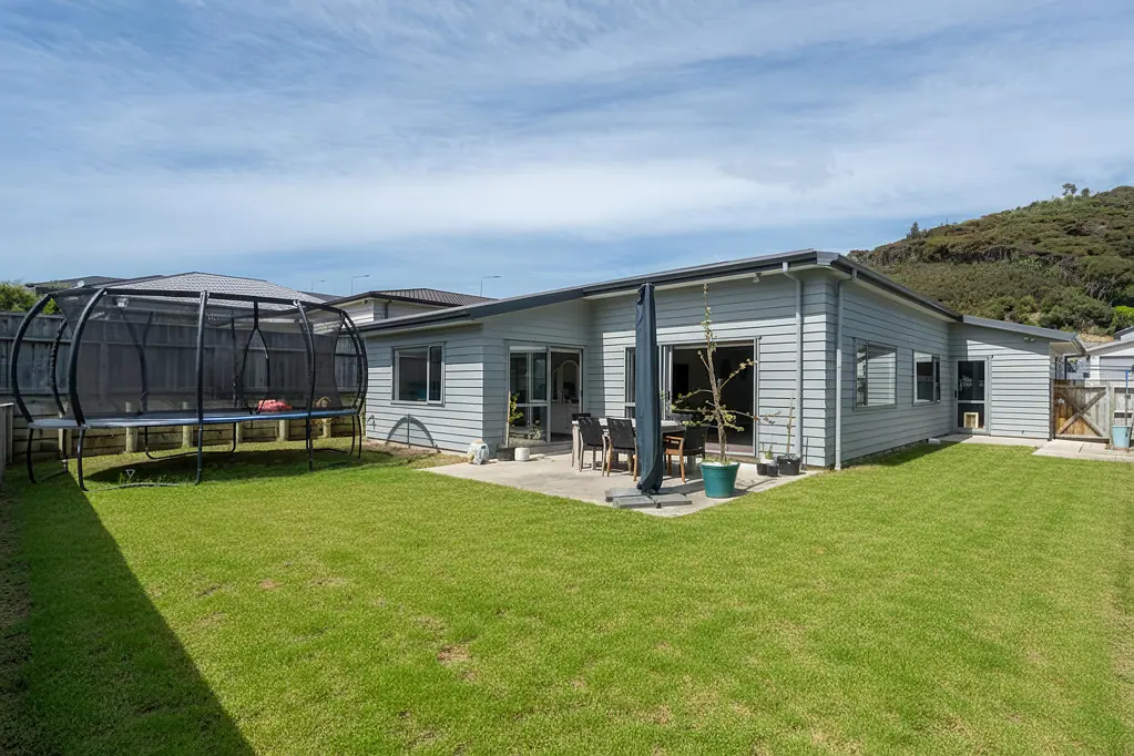14 Moonsail Drive, Whitby, Porirua, Wellington
