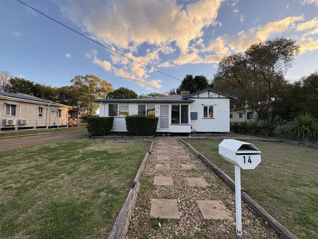 14 Bessie Street, Dalby, QLD 4405