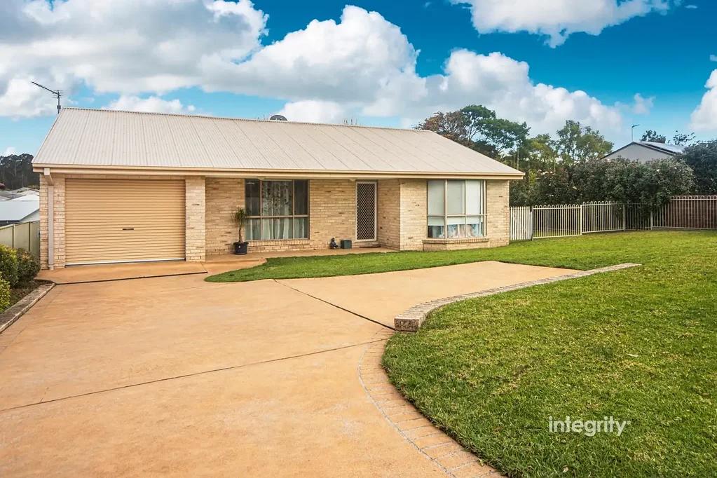 79 Yalwal Road, West Nowra, NSW 2541