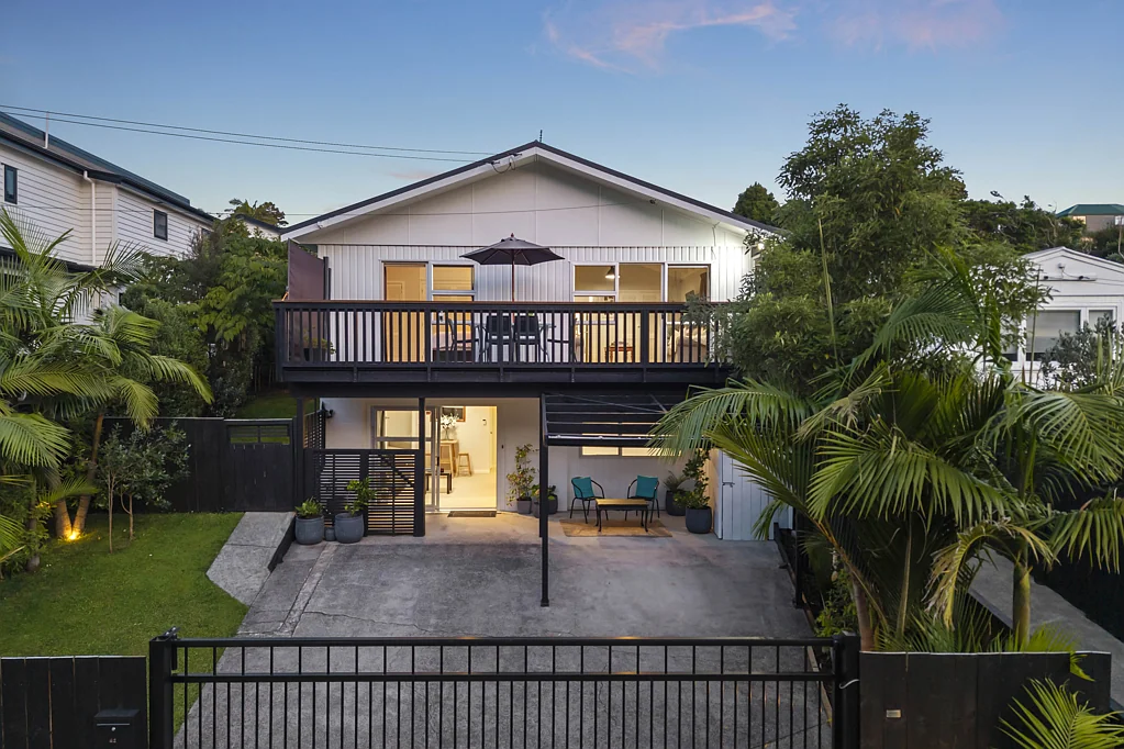 42 Lewis Street, Blockhouse Bay, Auckland City, Auckland