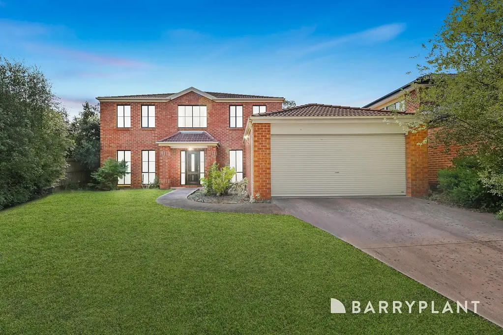 2 Landra Court, Berwick, VIC 3806