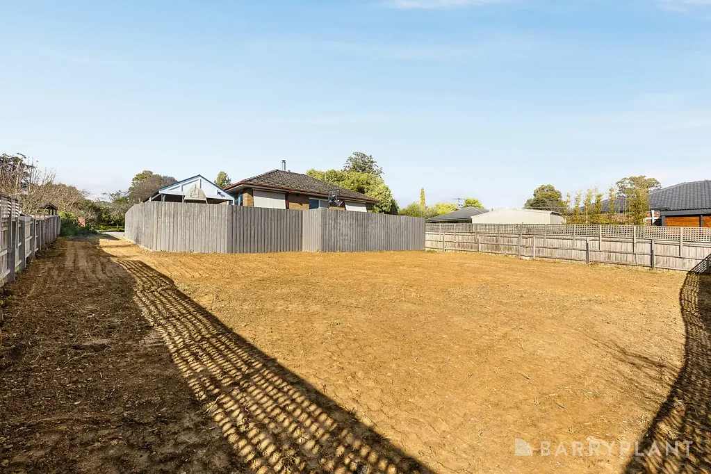 Mooroolbark Plans and Permits in a Quiet Court Pocket.