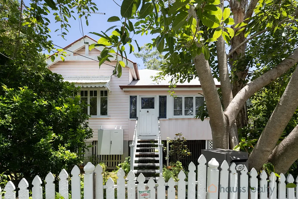 101 Honour Avenue, Chelmer, QLD 4068