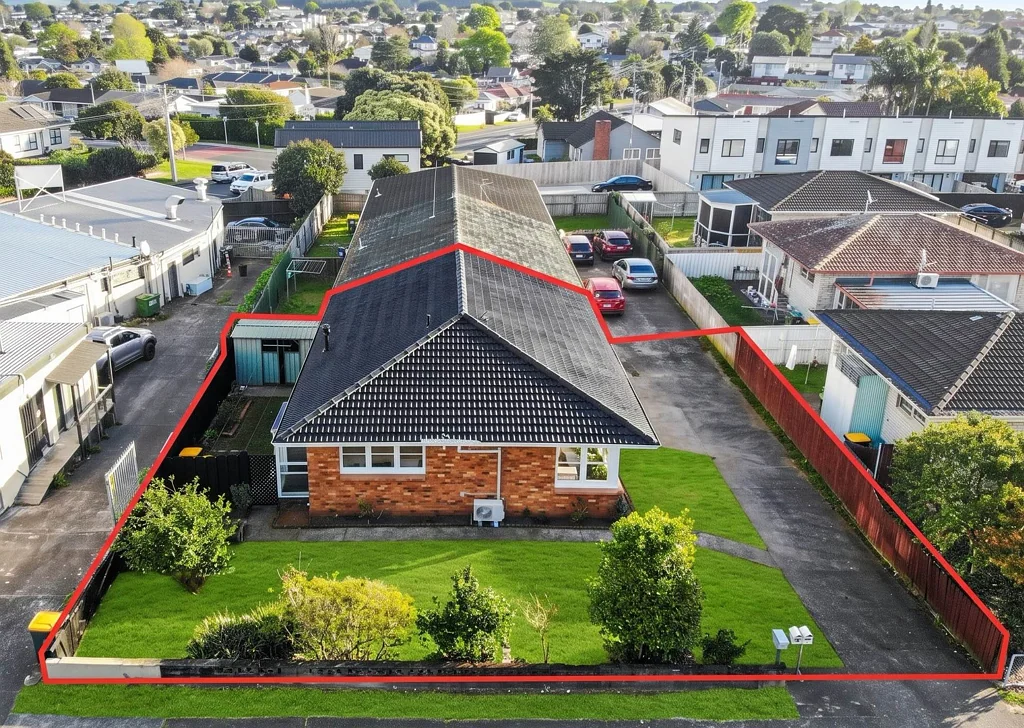 Manurewa 2침실 Renovated, Reliable & Ready