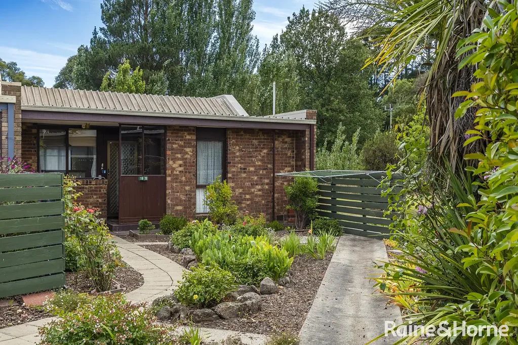 19/2 Pyke Street, Woodend, VIC 3442