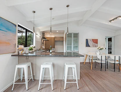 2/104 Ocean View Road, Hillcrest, North Shore City, Auckland, 4房, 2浴, 独立屋