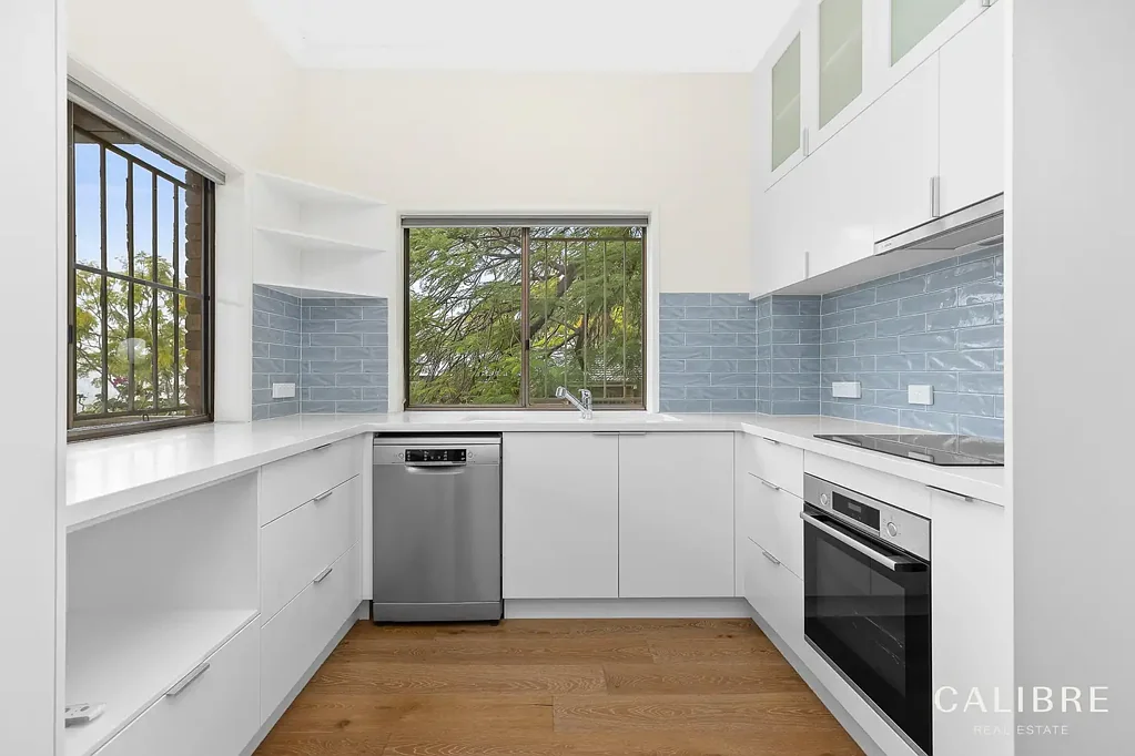 Private ground floor apartment with leafy outlook