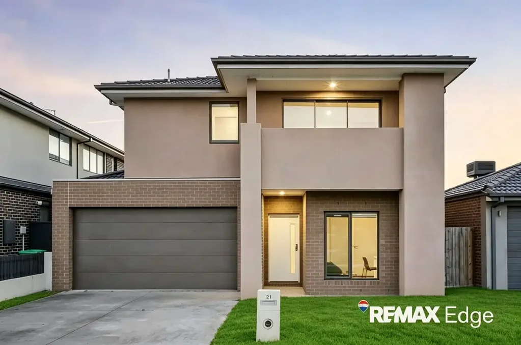 Point Cook 4 Slaapkamer Exceptional Family Opportunity in the Heart of Point Cook