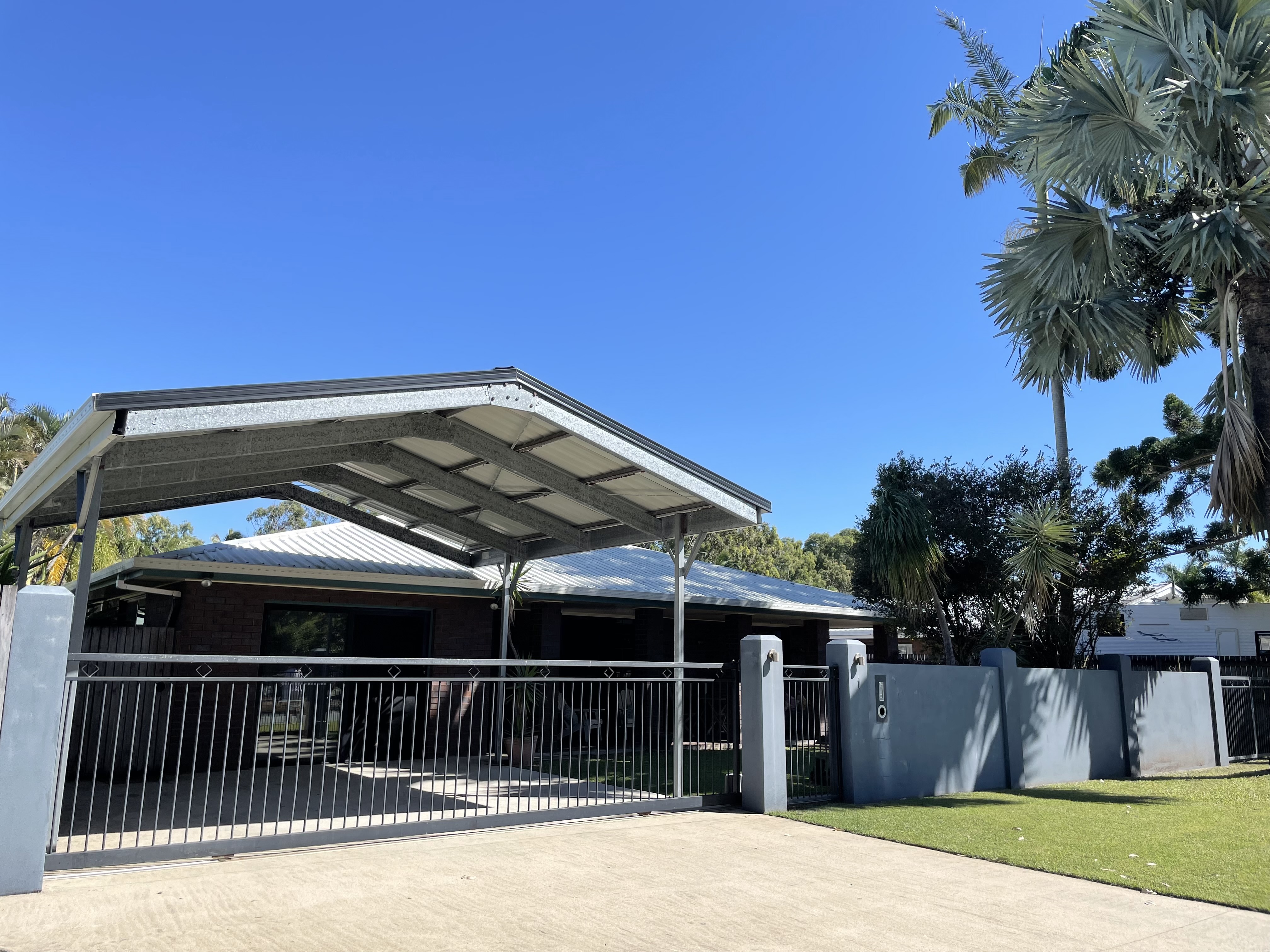 1 LENESHA DR, ANDERGROVE QLD 4740, 0部屋, 0バスルーム, House