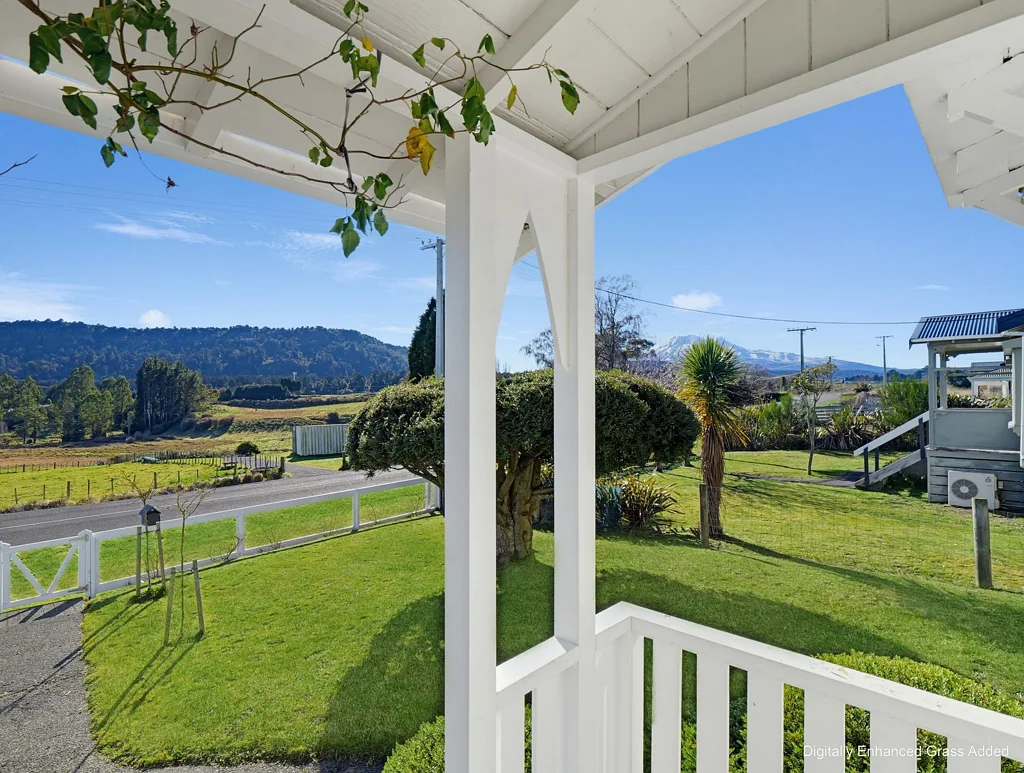 Ohakune 3 Bedroom Historic Cottage Living