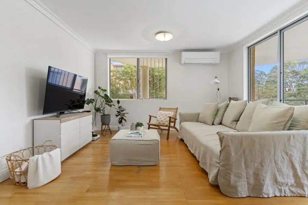 UNFURNISHED - AVAILABLE 21st JULY 2026