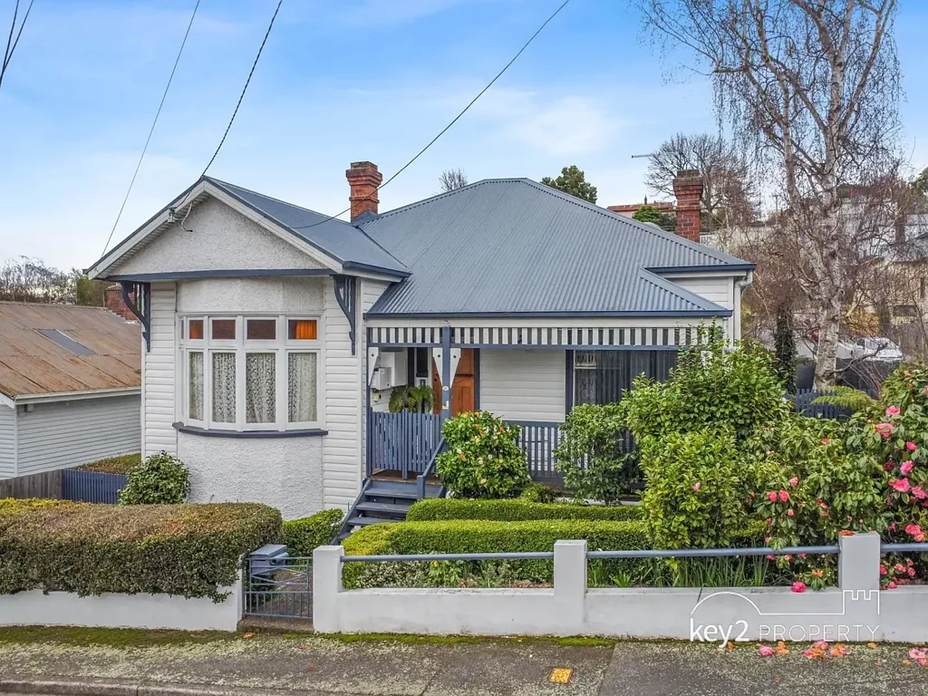 South Launceston 2ਬੈੱਡਰੂਮ Charming Home in a Prime Location