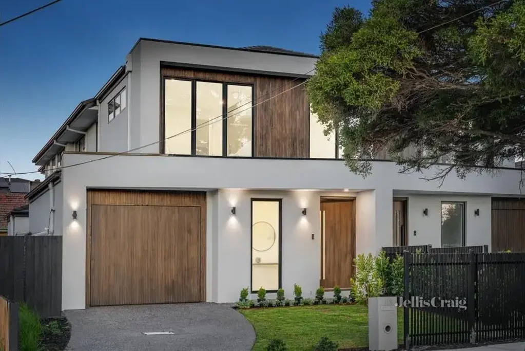Luminous Luxe in the McKinnon Zone