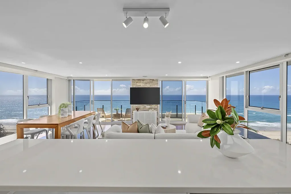 Broadbeach 2 Bedroom Rarely Offered A-Style Residence with Front-Row Ocean Views