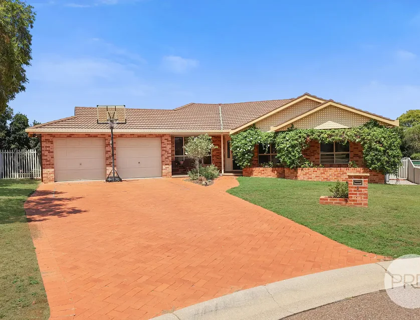 8 Karradji Court, Tamworth, Tamworth, 4房, 2浴, House