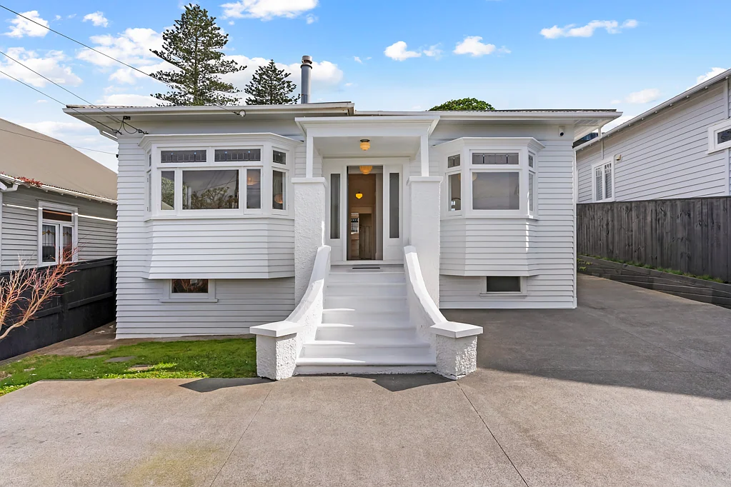 Onehunga 3房  Back in Time, Ahead in Style