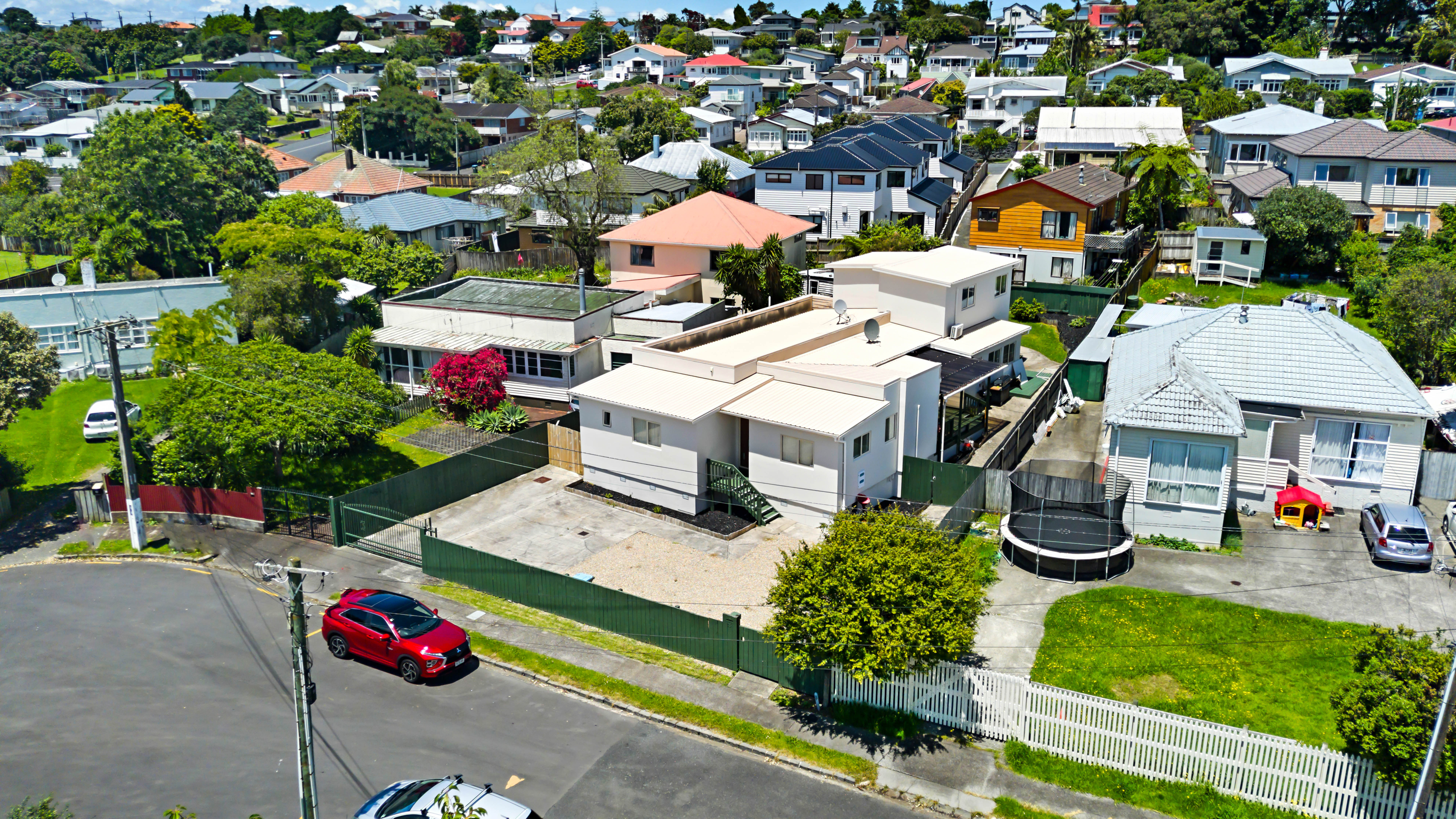 25 Cleghorn Avenue, Mount Roskill, Auckland, 8 Bedrooms, 4 Bathrooms, House