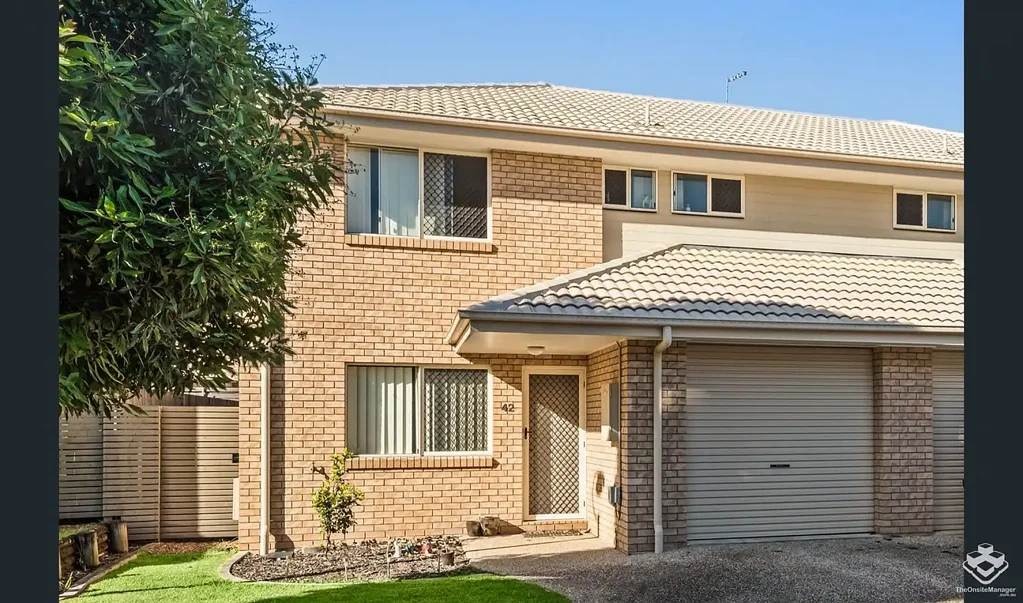 Two-storey townhouse is a quiet complex