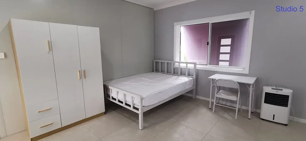 Studio with Furniture for Rent In Jesmond Closing to Uni. Shopping Centre