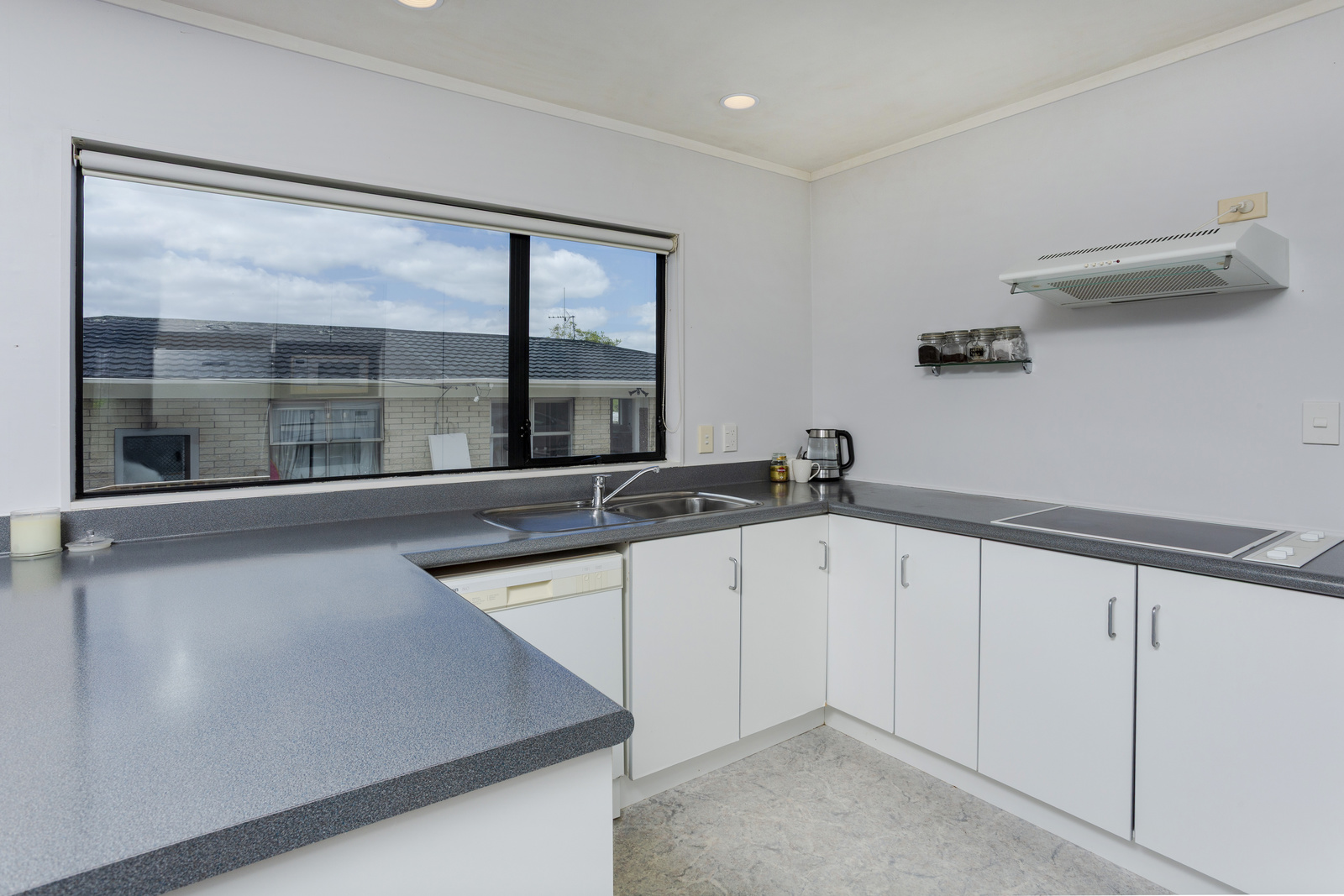1/12 Anne Road, Hillcrest, photo 4