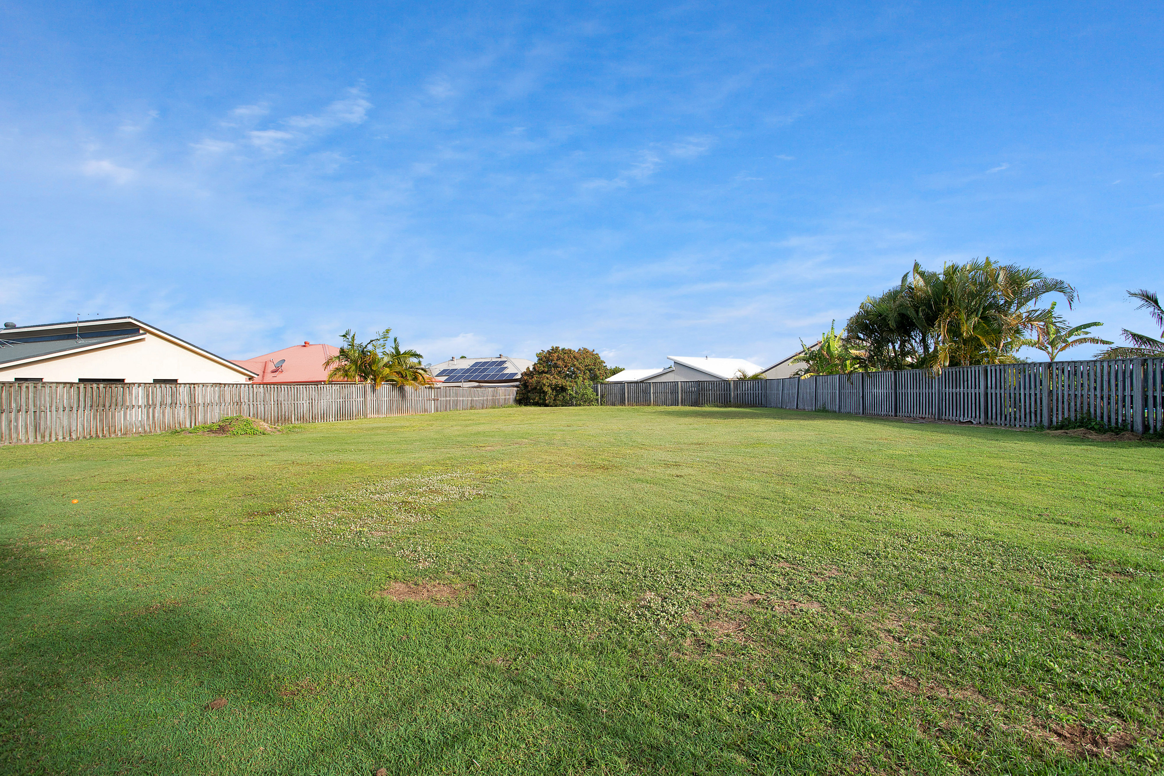 14 BOMBO CT, BLACKS BEACH QLD 4740, 0 chambres, 0 salles de bain, Section