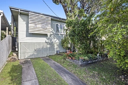 19 Naughton Street, Wandal