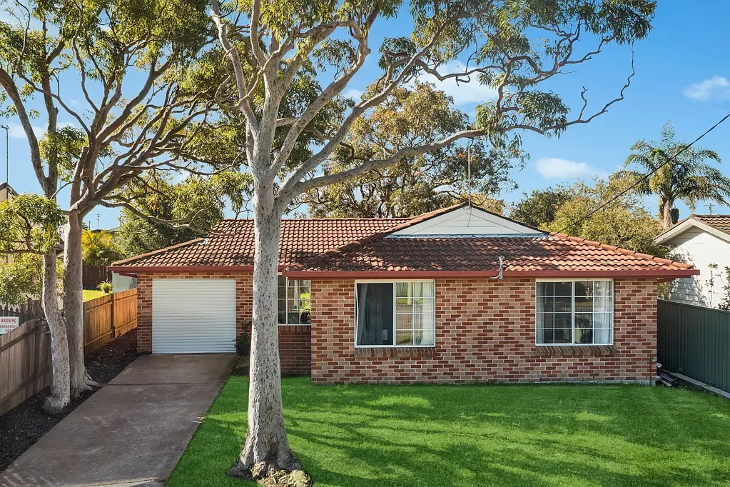 105 Wallarah Road, Gorokan, NSW 2263