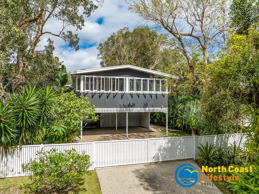 10 Gloria Street, South Golden Beach, NSW 2483