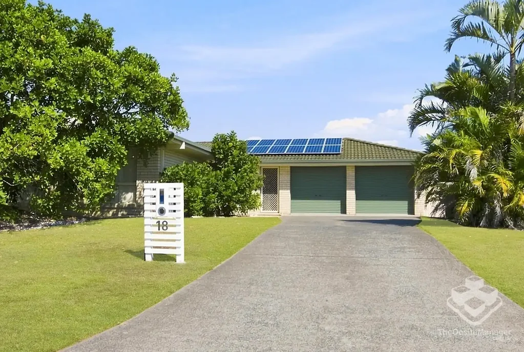 Morayfield 4कमरा Highly sort after location, Great Family Home.