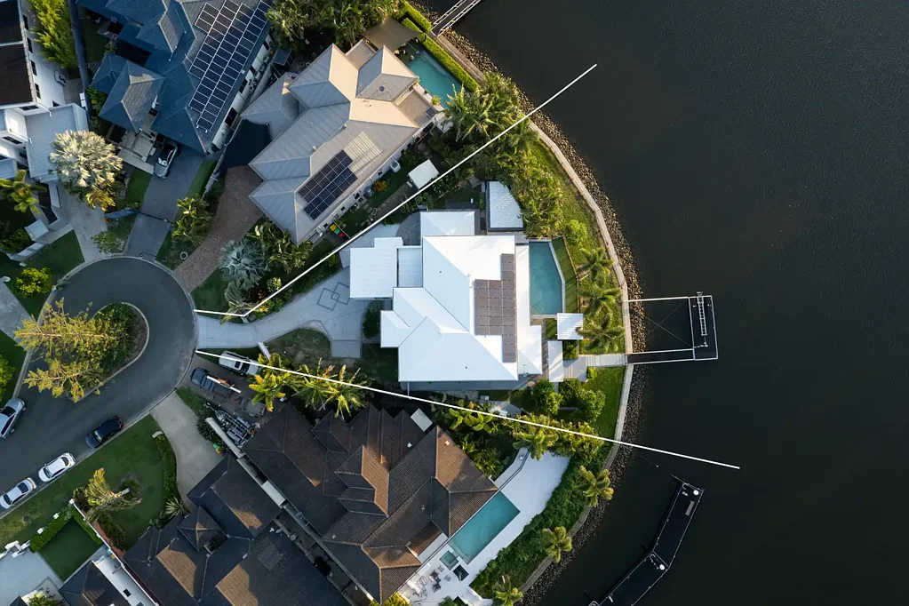 Helensvale 6غرفة نوم Fully Rebuilt Waterfront Masterpiece on 1,130m² with 45m Water Frontage