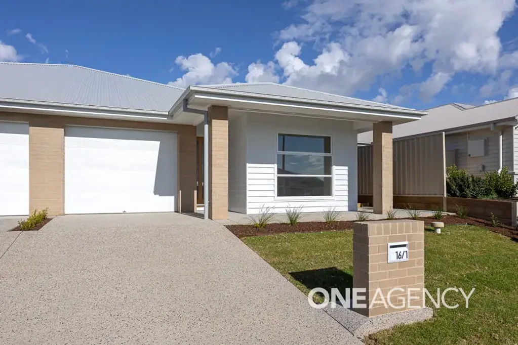 Gobbagombalin 2Moenga BRAND NEW EXECUTIVE VILLA