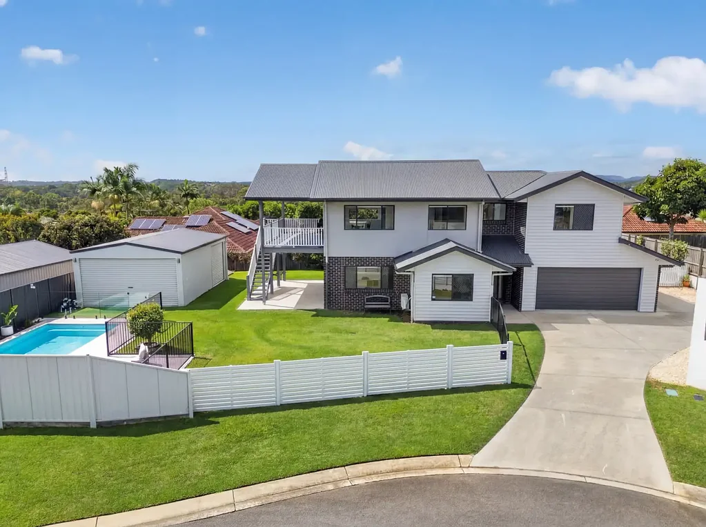 8 Bronze Court, Griffin, QLD 4503