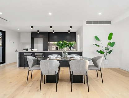 9/23 Carawatha Road, Doncaster, Inner East Melbourne, 2 chambres, 2 salles de bain, Apartment