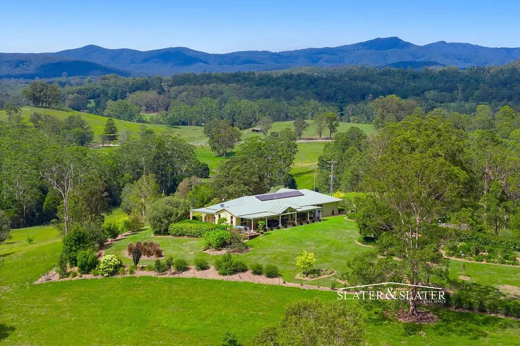 Beechwood 5Zimmer "Tallowood" – A Pristine 150-Acre Estate with Panoramic Views