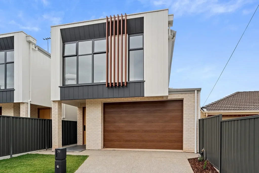 North Brighton 4कमरा Architectural Coastal Living in the Heart of North Brighton