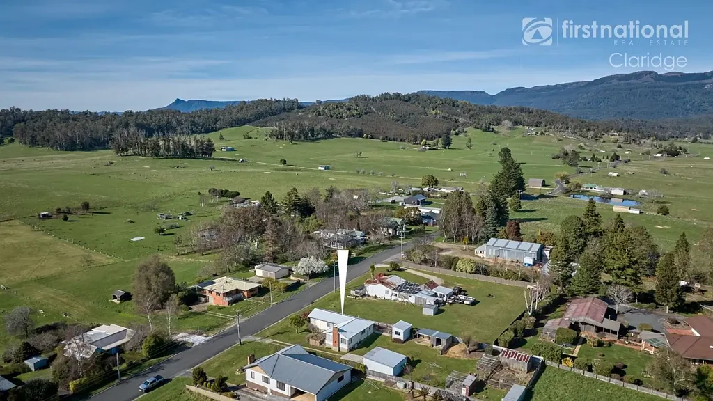 Mole Creek 3બેડરૂમ Space, Sun & Plenty of Potential
