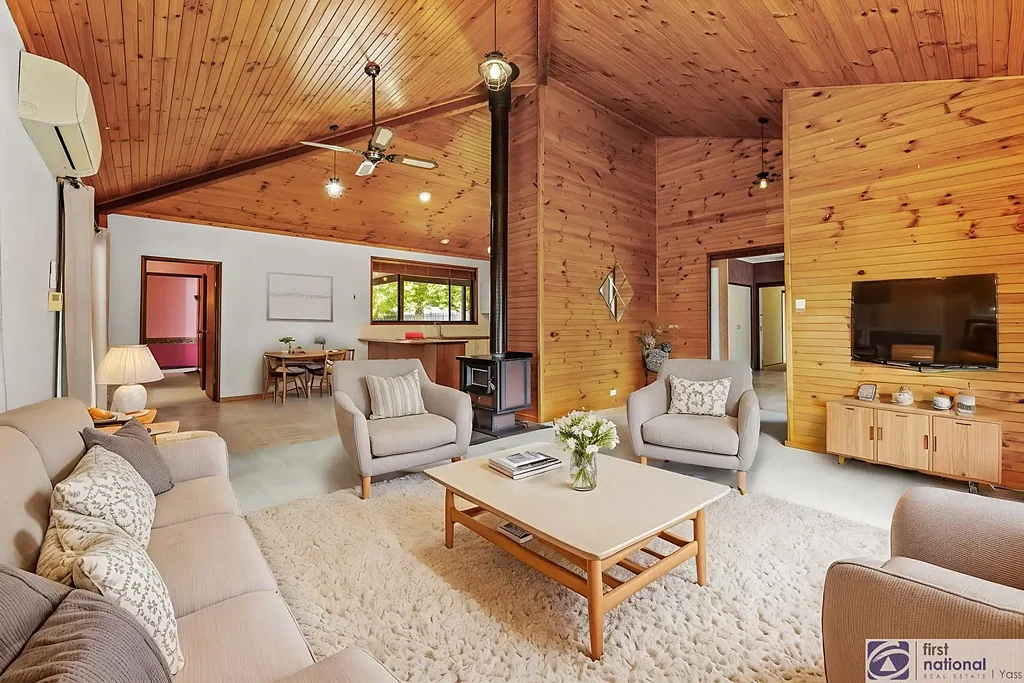 Yass 5房  A Cherished Family Home Ready for Its Next Chapter