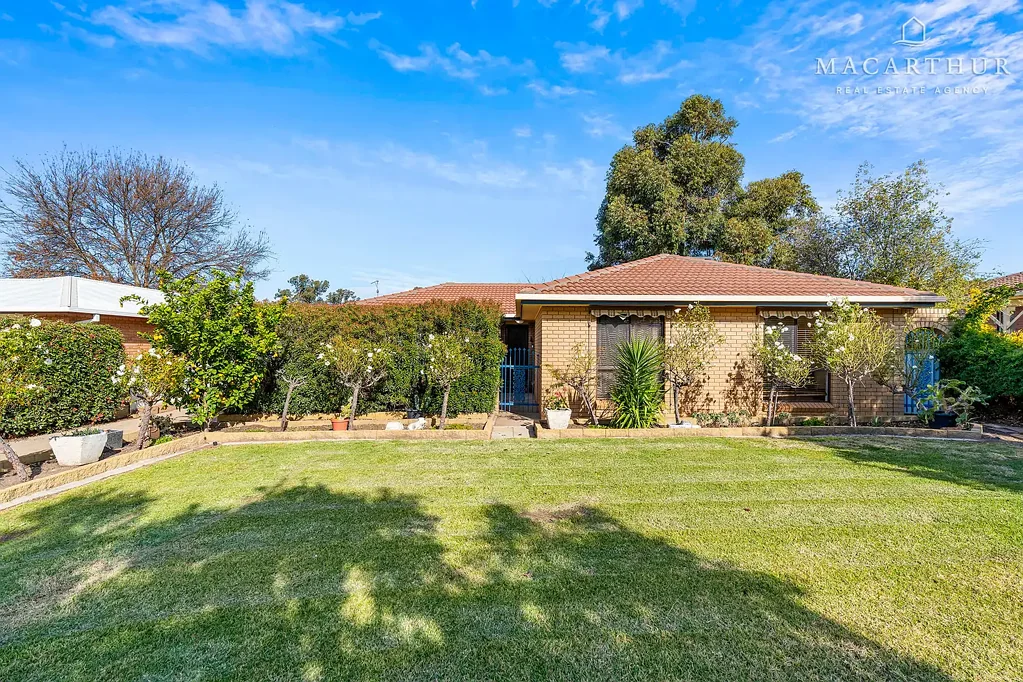 Estella 5房  4 Bedroom Home with Granny Flat in Quiet Cul-De-Sac