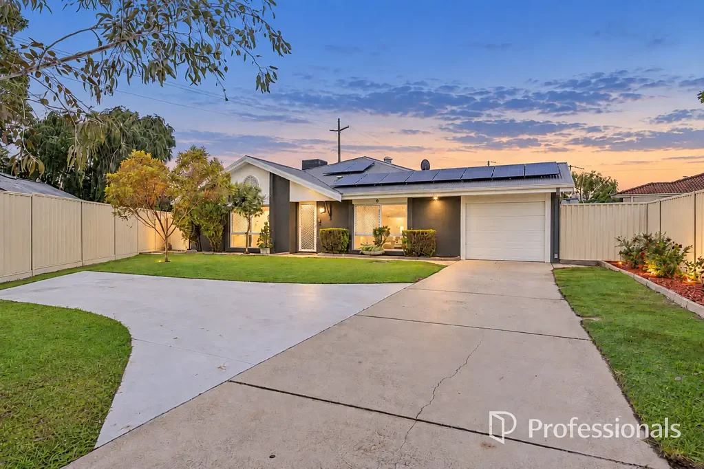 SPACIOUS FAMILY LIVING IN A PEACEFUL CUL DE SAC