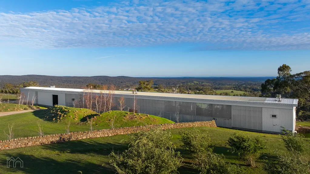 Elevated Plains 5chambre Daylesford Longhouse – An Architectural Masterpiece of International Renown