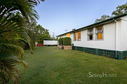 19 Wau Rd, Darra