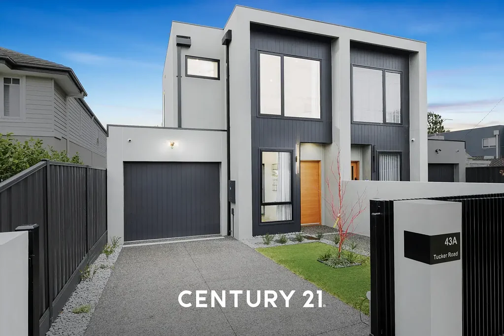 Bentleigh 4침실 Brand New - 7 Star Luxury Build with Premium Finishes!