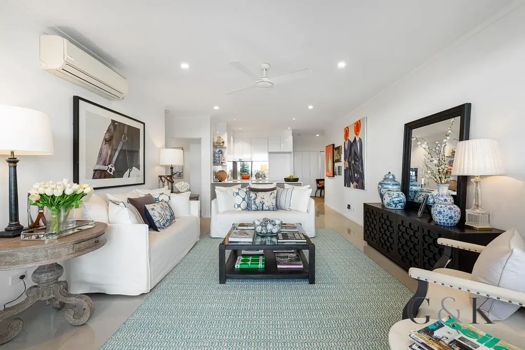 Dutton Park 2ਬੈੱਡਰੂਮ CONTEMPORARY ELEGANCE WITH PANORAMIC VIEWS
