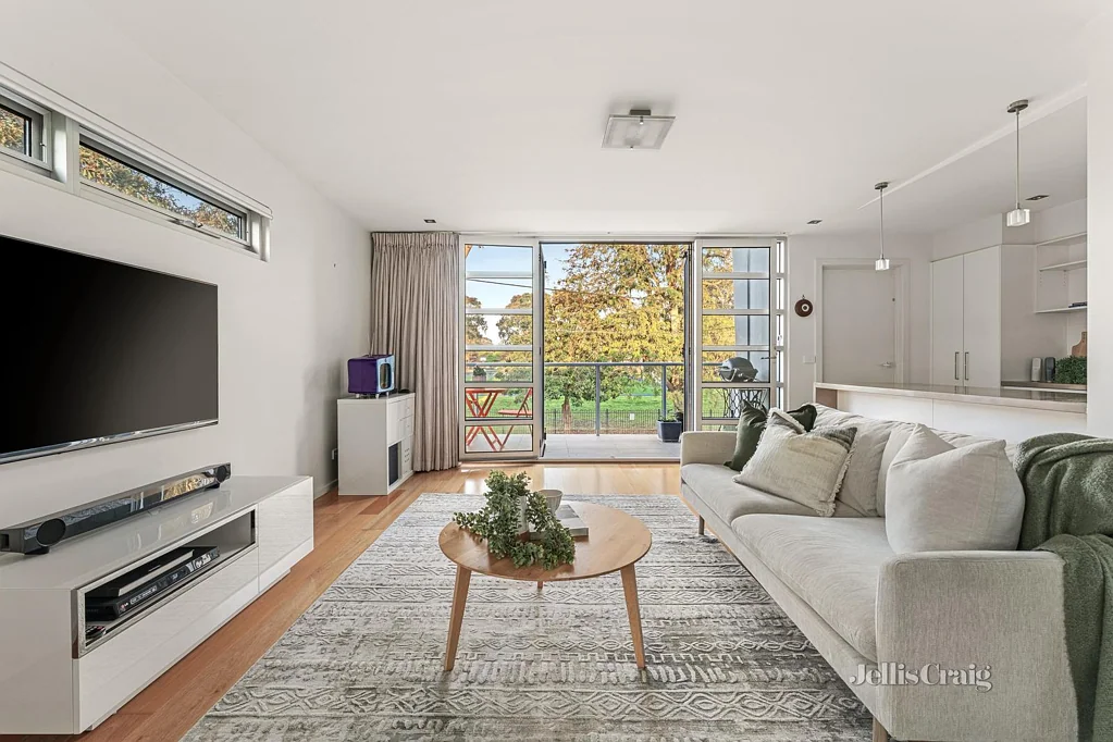 2/62 East Concourse, Beaumaris, VIC 3193