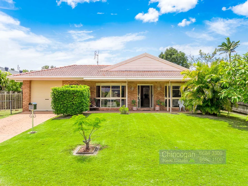 Brunswick Heads 4ห้องนอน Spacious family home in sought after location close to beach and river!